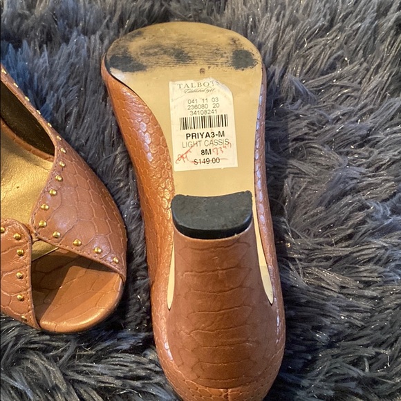 Talbots pumps - Picture 4 of 6